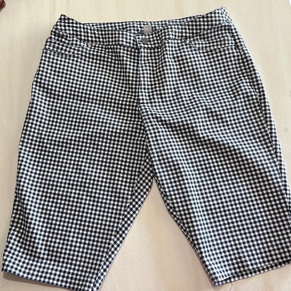 CJ Banks capris pants, black & white buffalo plaid